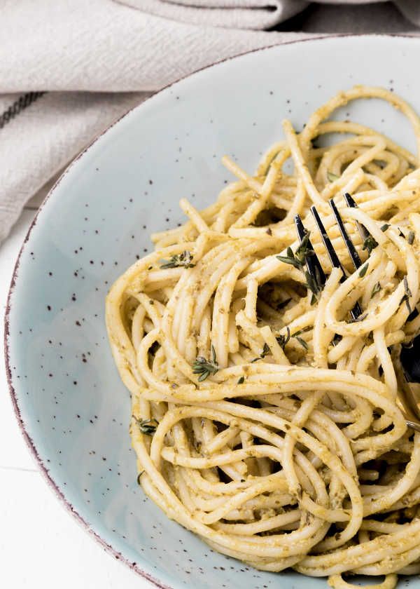 <img src="Feature Image_Cacio e Pepe.jpg" alt="Cacio e Pepe Recipe">