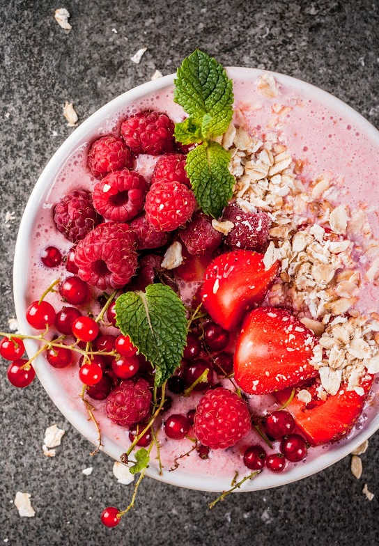 How To Make A Smoothie Bowl And A Delicious Acai Bowl