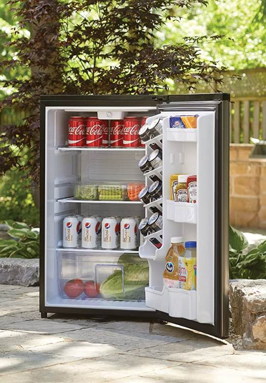 Best Outdoor Mini Fridge For You: Our Guide To Choose Your Rust-Proof Appliance
