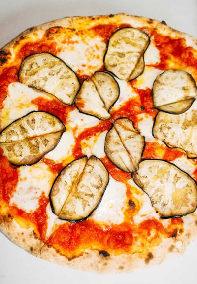 Zucchini Pizza: The Groovy New Pizza Trend You'll Be Hooked