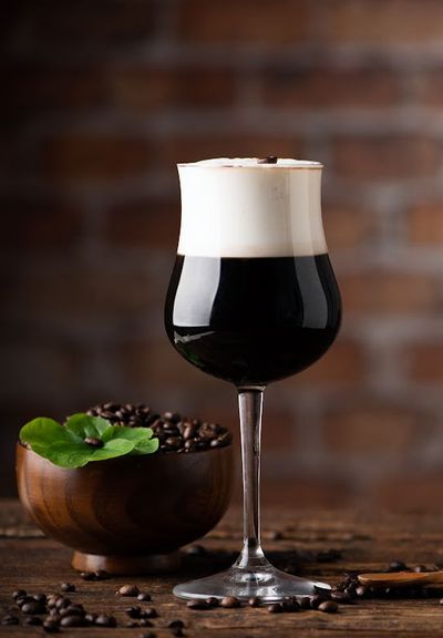 How To Make An Irish Coffee: 2 Ways To Make A Perfect Elixir
