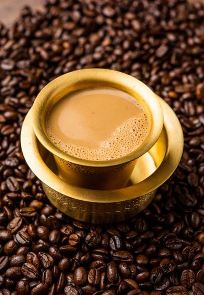 Discover The Taste Of Indian Coffee: A Tour Of Its History And Brewing Methods