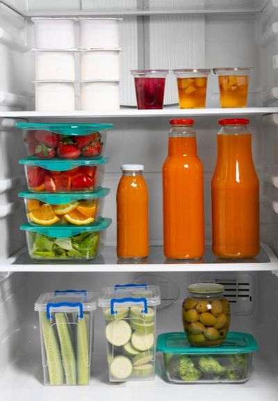 How To Organize A Mini Fridge: Tips To Make The Most Of Your Small Space & Store The Food Efficiently