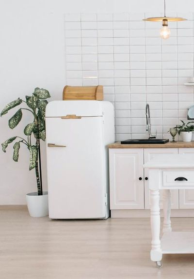 How To Defrost A Mini Fridge: 7 Different Ways To Do It Effectively