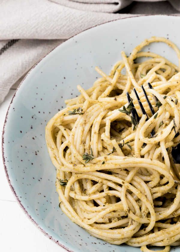 An Authentic Cacio e Pepe Recipe That You Can Make At Home!