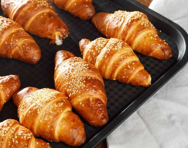 2 Killer Croissants Recipes: Get Your Croissant Dough Fix