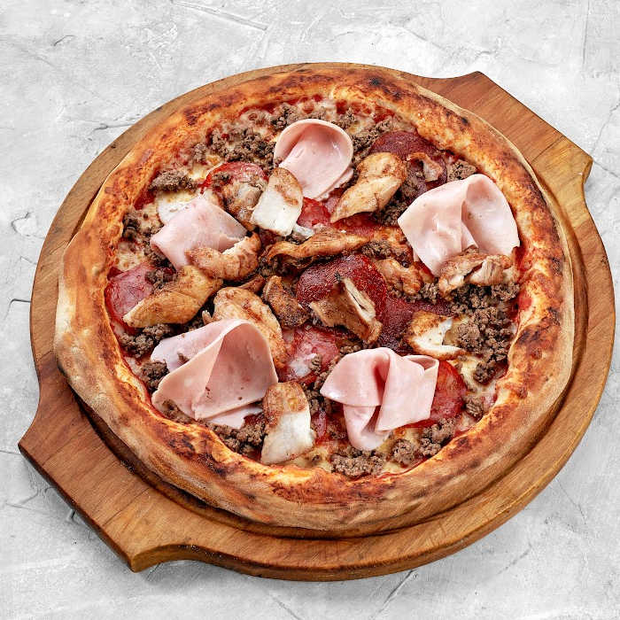 A Meat Lovers Pizza Recipe: Your Specialty Meatzza Feast