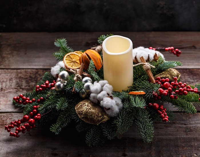 Christmas Coffee Table Decor: How To Style Centerpieces