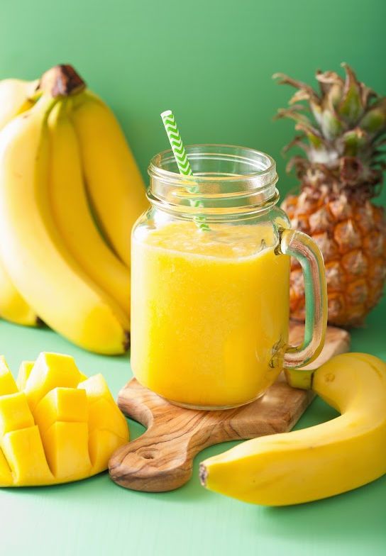 Make A Mango Pineapple Smoothie For Your Tropical Refreshing