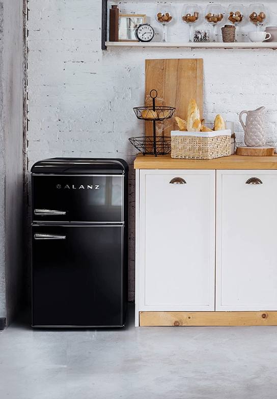 Best Mini Fridge With Freezer: Top 5 Picks To Keep Your Food And Drink Fresh